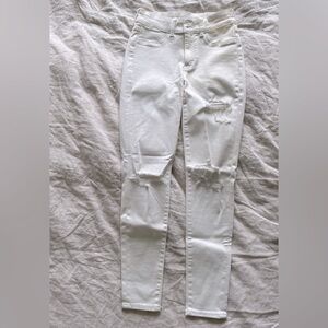 NWT white AE stretch jeans size 6